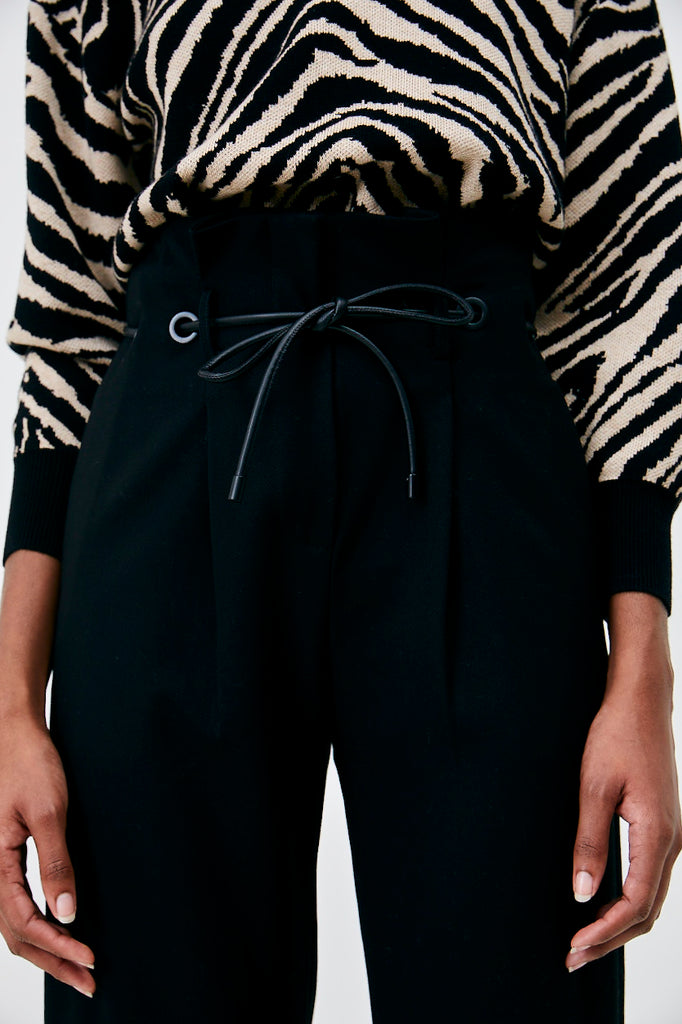 Johan -  High Waisted Fluid Wide Pants - Suncoo HK